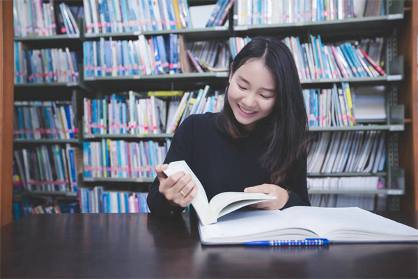 2025年天门可以分配工作的中专学校有哪些