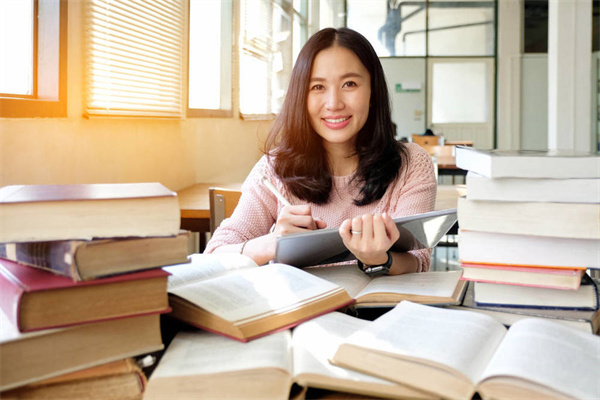 2025年咸宁有哪些公办的中专学校比较好
