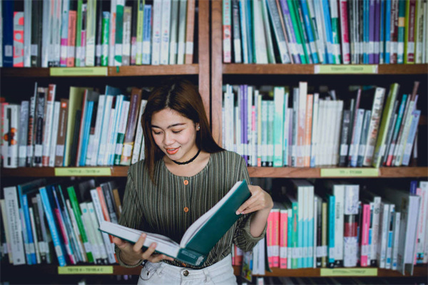 马鞍山经贸学校的校园环境及师资力量